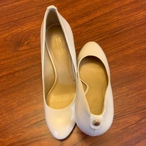 Michael Kors -5.5 Off White